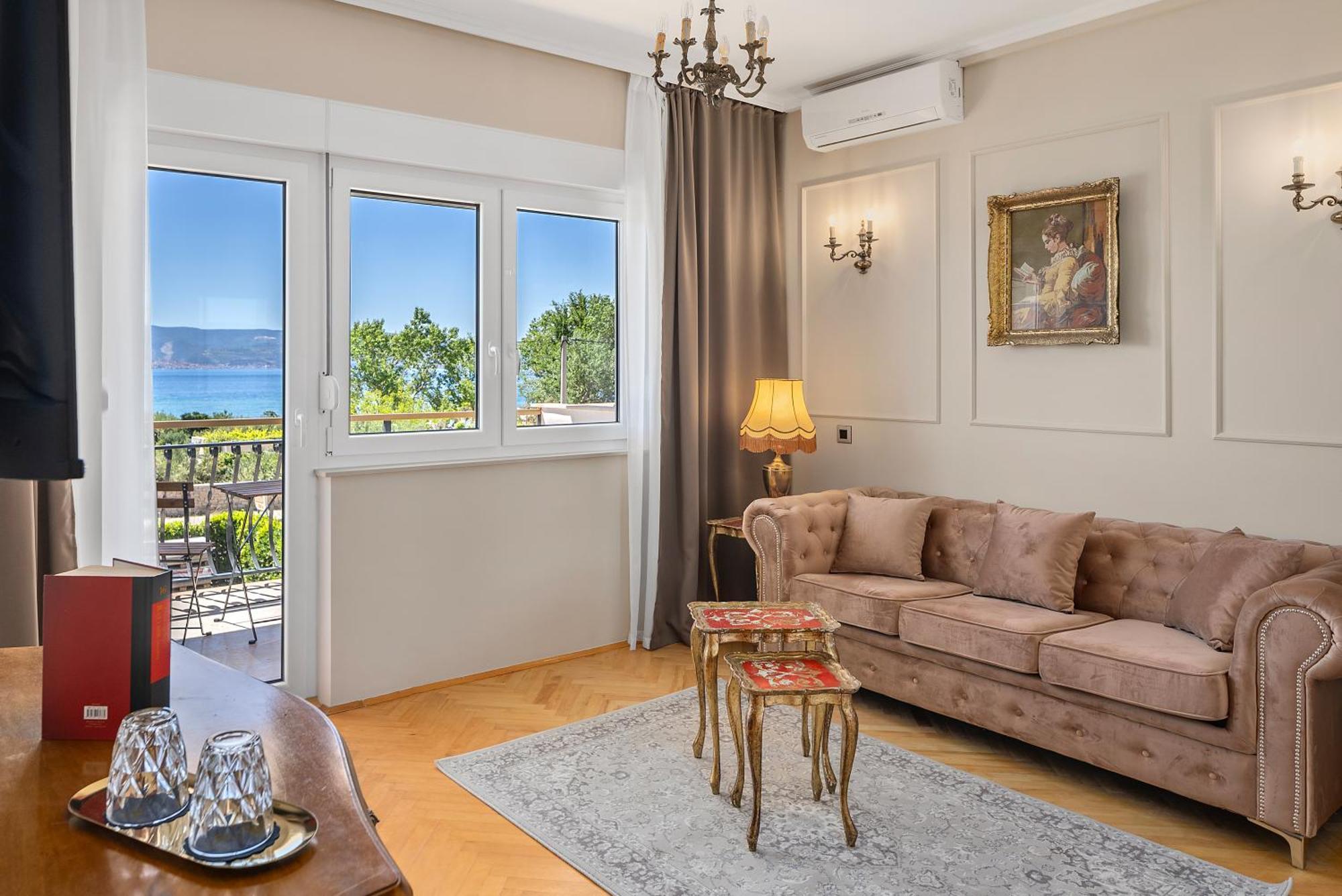 Storge Boutique Bed & Breakfast 오미스 외부 사진