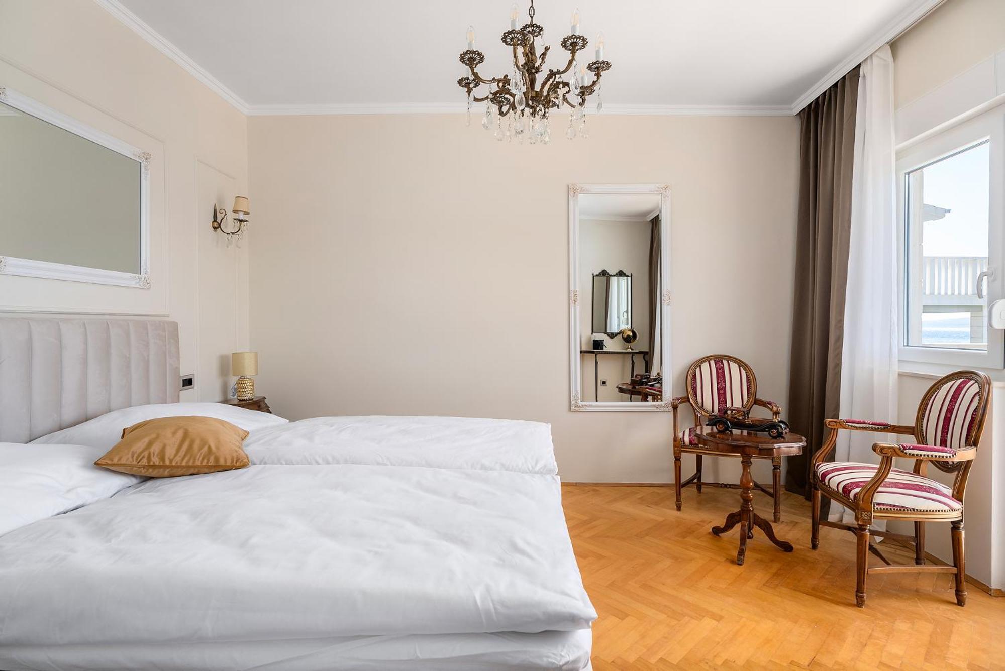 Storge Boutique Bed & Breakfast 오미스 외부 사진