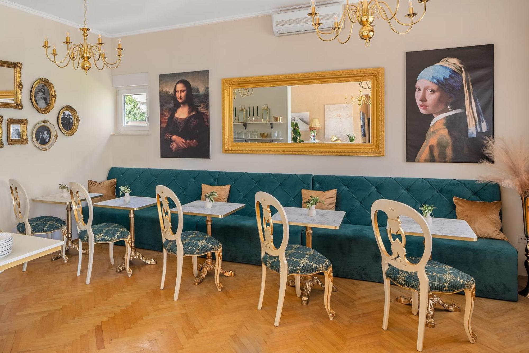 Storge Boutique Bed & Breakfast 오미스 외부 사진