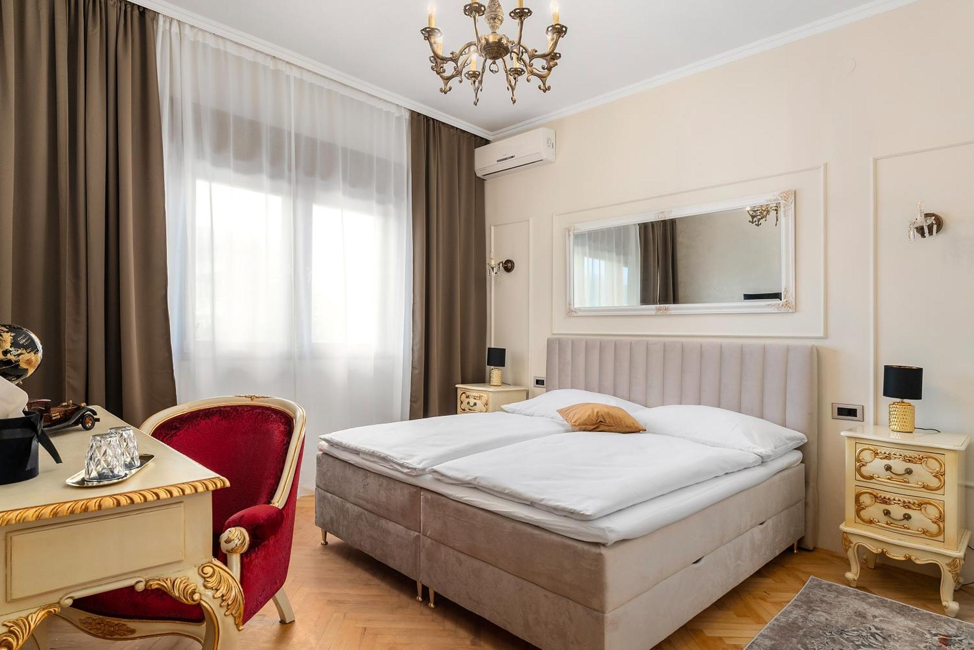 Storge Boutique Bed & Breakfast 오미스 외부 사진